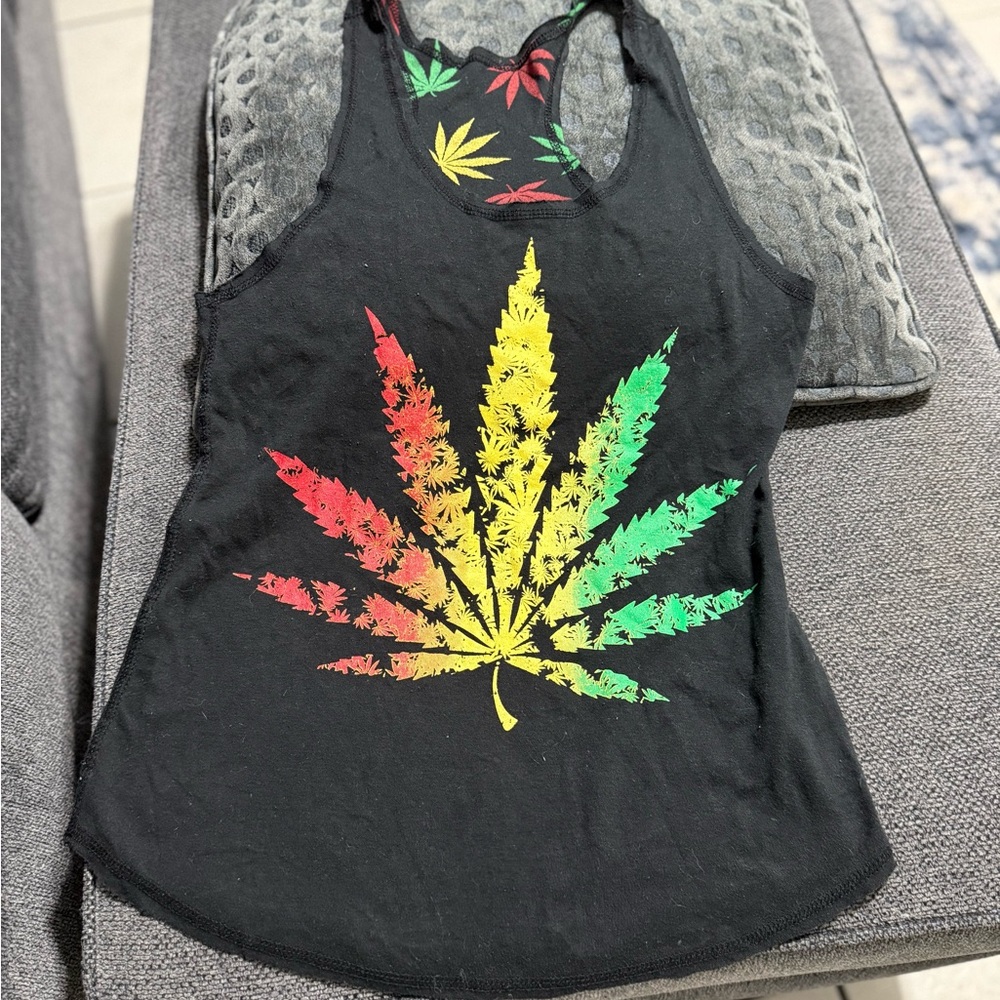 Women's Black Tank Top with Rasta Leaf Design